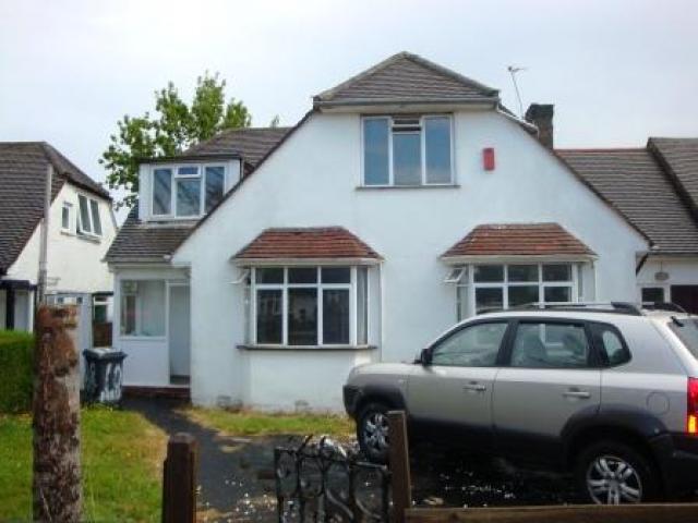 			5 Bedroom, 1 bath, 1 reception House			 Purley Avenue, CRICKLEWOOD